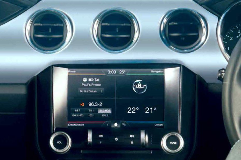 Front AC Controls of Ford Mustang Front AC Controls of Ford Mustang
