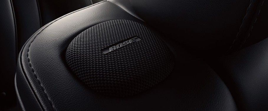 Speakers View of Infiniti Q70 Hybrid