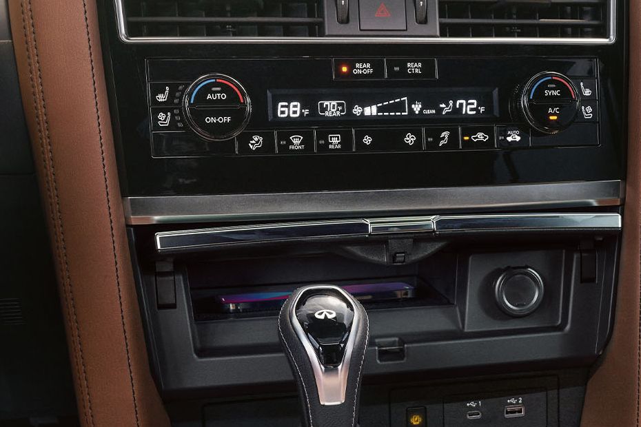 Front AC Controls of Infiniti QX80 Front AC Controls of Infiniti QX80