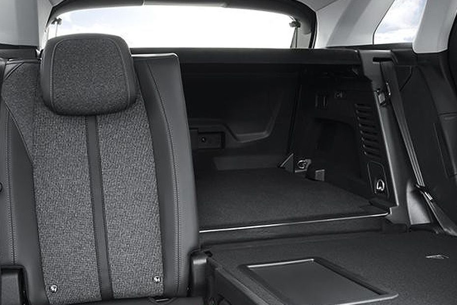 Folding Seats of Peugeot 3008 Plus Folding Seats of Peugeot 3008 Plus