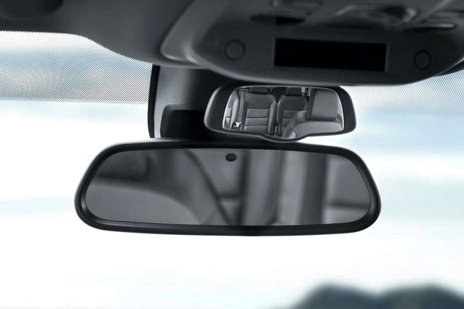 Traveller Courtesy Lamps