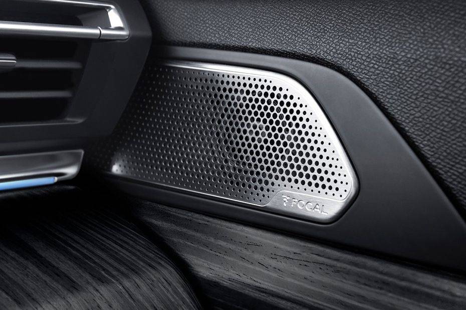 Speakers View of Peugeot 508 2023 Speakers View of Peugeot 508 2023