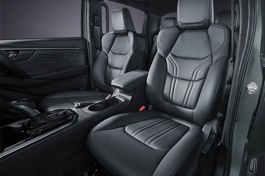 D-Max Front Seats