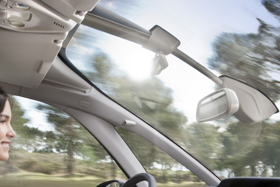 C4 Picasso Courtesy Lamps