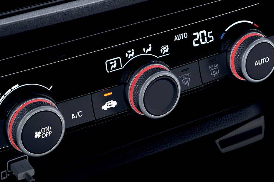 Front AC Controls of Honda City Hatchback Front AC Controls of Honda City Hatchback