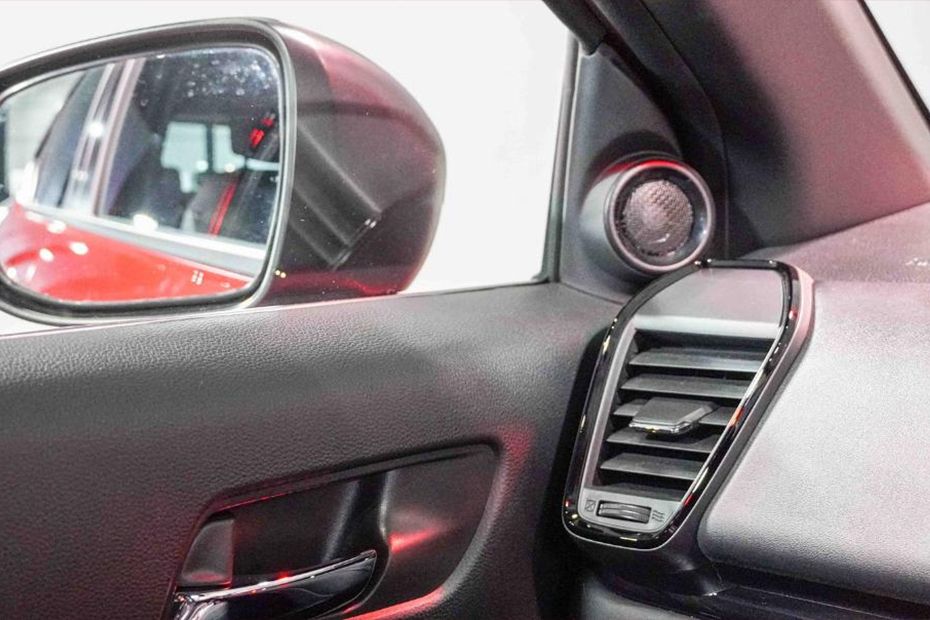 City Hatchback Front Side Ac Vents City Hatchback Front Side Ac Vents