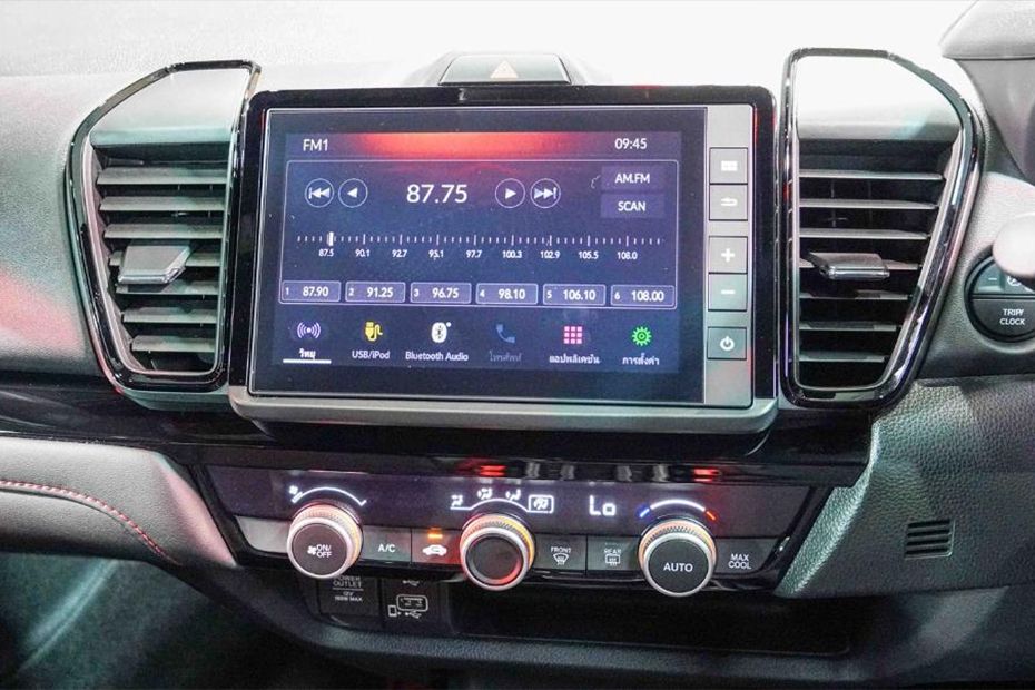 City Hatchback touch screen City Hatchback touch screen
