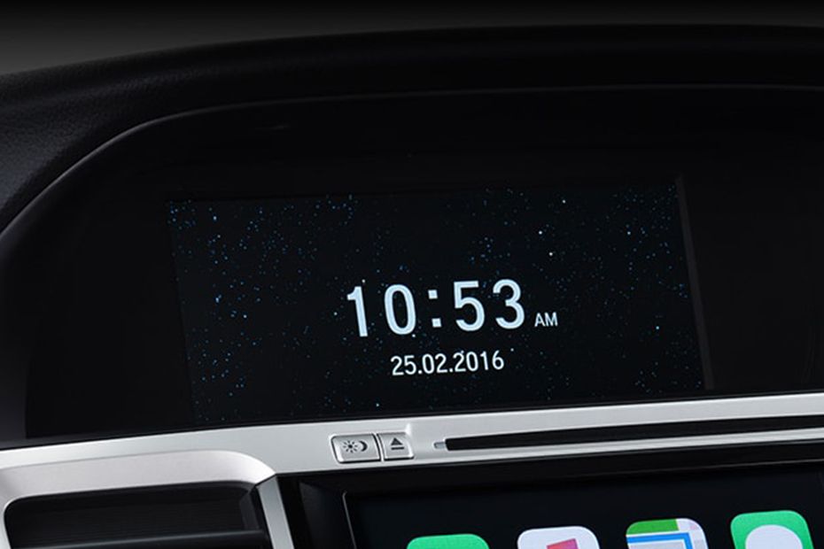 clock in Honda Accord (2016-2019)