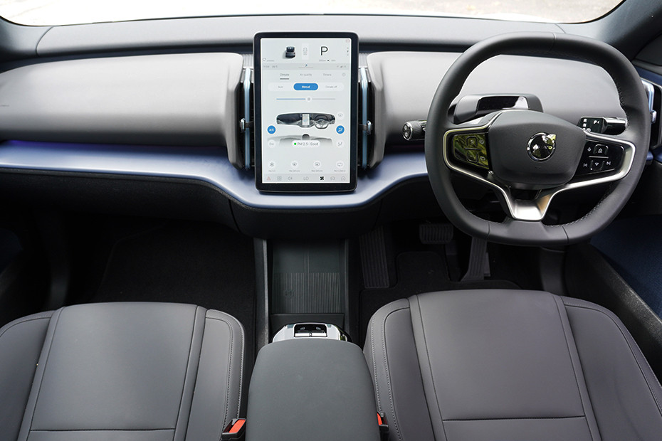 Volvo EX30 Dashboard View