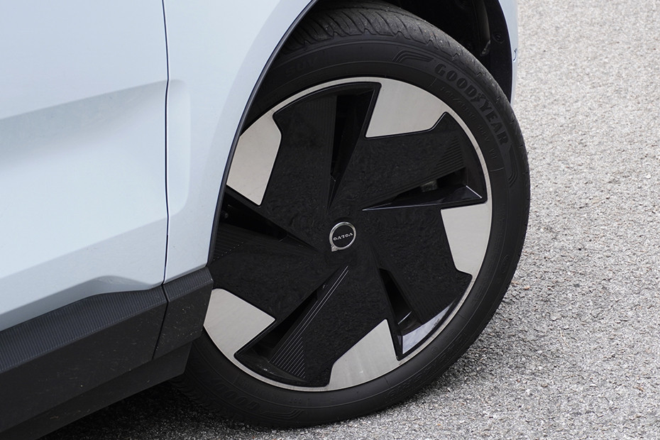 Volvo EX30 Wheel