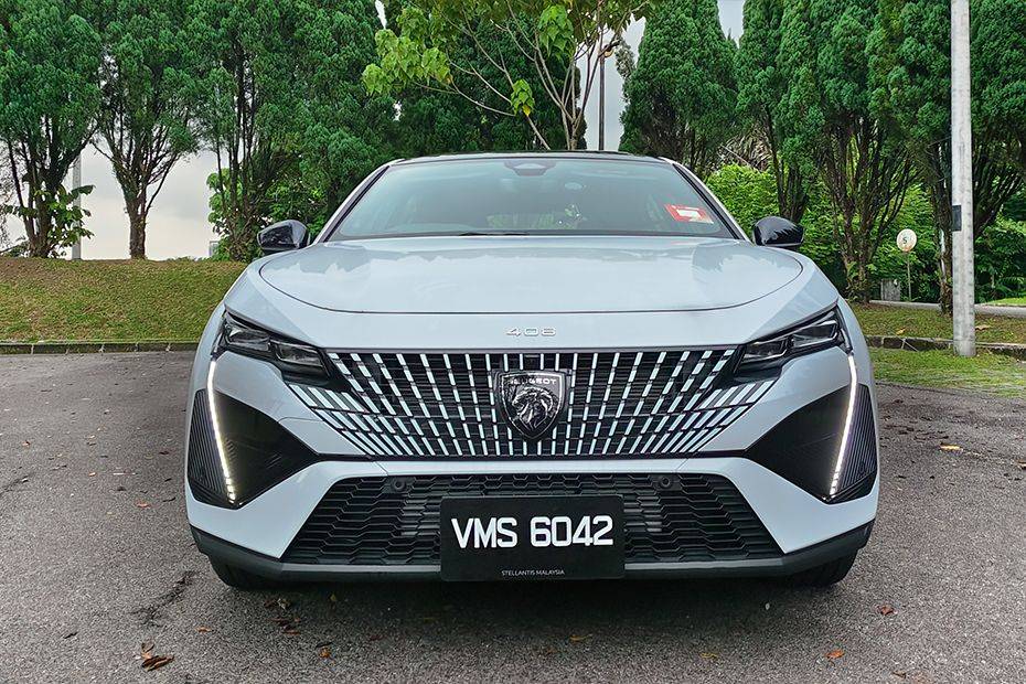 Peugeot 408 Full Front View Peugeot 408 Full Front View