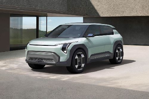 EV3 Front angle low view