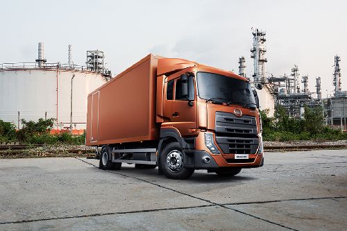 Lori UD Trucks Quester CKE Box Body 2024 di Malaysia