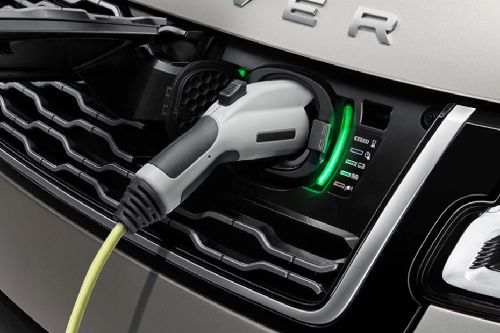 Gas Cap Open of Range Rover