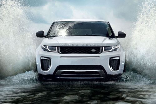 Full Front View of Range Rover Evoque (2013-2019)