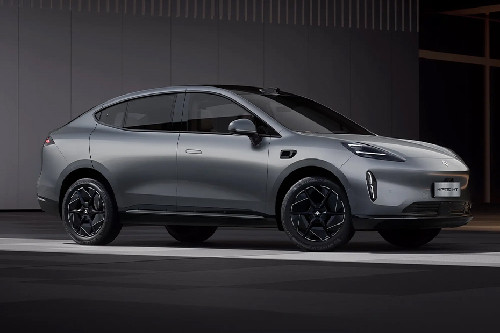 GAC Aion Hyptec HT Front Cross Side View