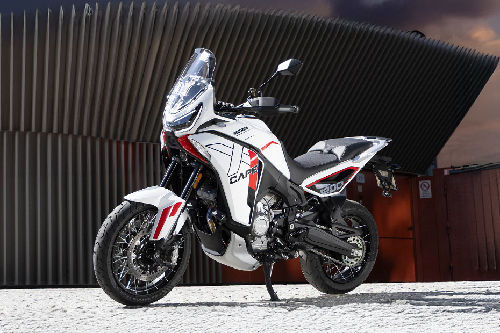 Moto Morini X-CAPE 1200 Slant Front View Full Image