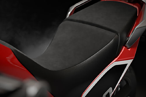 Moto Morini X-CAPE 700 Rider Seat View