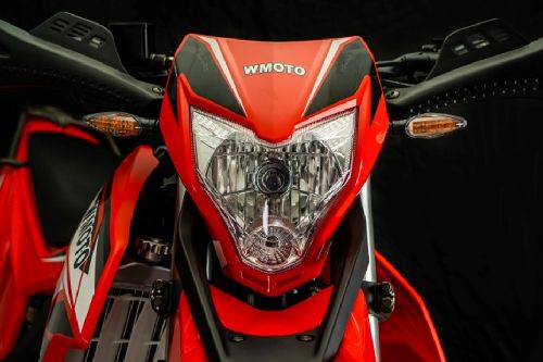 Wmoto SX2300 Head Light View
