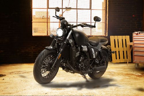 Wmoto BOBBIE VII Slant Front View Full Image