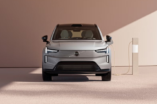 Full Front View of EX90