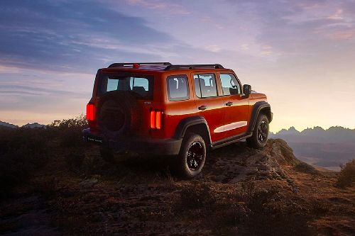 Tank 300 Rear angle view