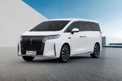 GWM Wey G9 Front Side View