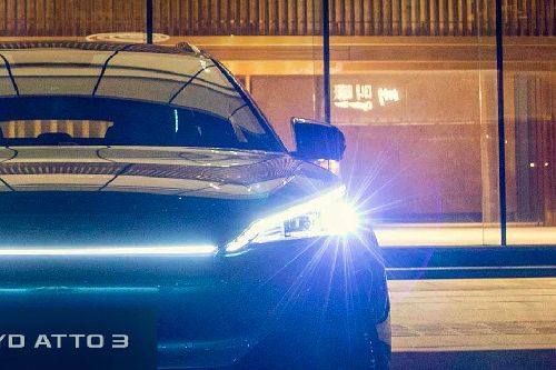 BYD Atto 3 Drivers Side Mirror Front Angle