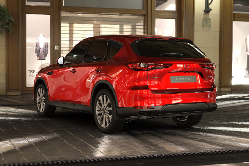 Rear Cross Side View of Mazda CX-60