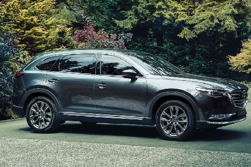 Mazda CX-9 Front Cross Side View