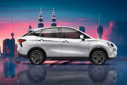 V Medium Angle Front View