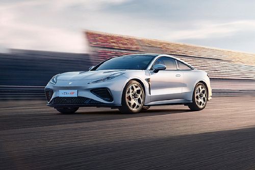 GT Front angle low view