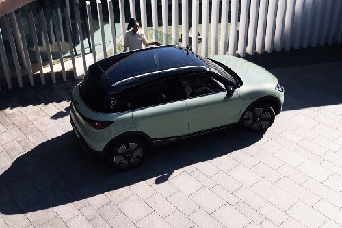 Rear Medium View of Smart #1