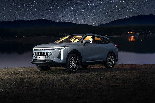 Omoda C9 Front deep low Angle View