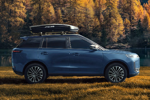 J5 Medium Angle Front View