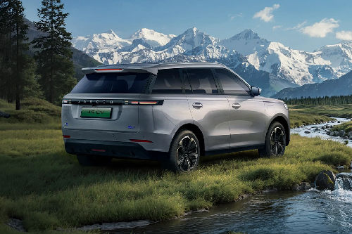 J5 EV Rear angle view
