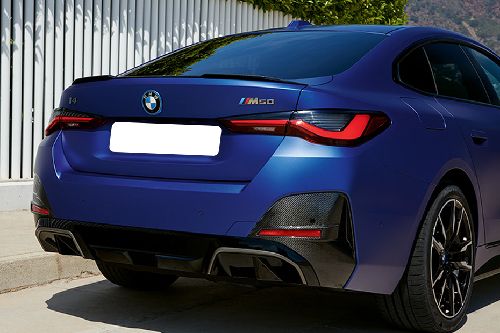 Exhaust Pipe of BMW i4 M50