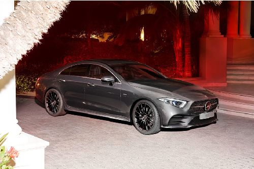 Mercedes Benz CLS-Class Coupe Front Medium View