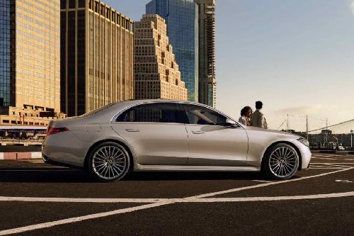 S-Class Saloon Rear Medium Side View