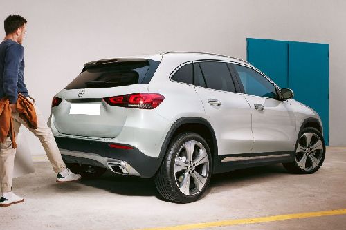 Rear Fog Lamp of Mercedes Benz GLA-Class