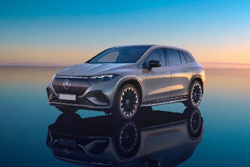 EQS SUV Front angle low view