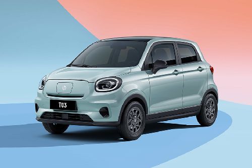 LEAPMOTOR T03 Front Side View