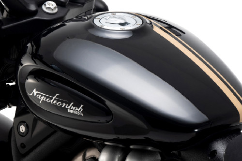 Benda Napoleon Bob 500 Fuel Tank View