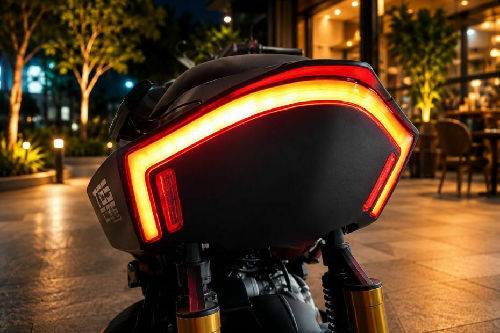 Moda Sporter-S Tail Light View