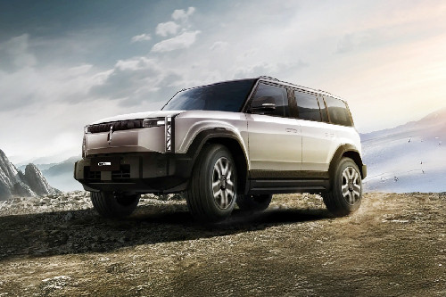 03 Front angle low view