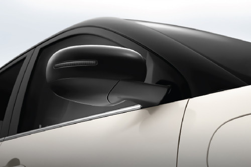 Wuling Bingo EV Drivers Side Mirror Front Angle