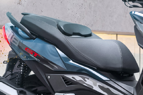 ARIIC 318 GT Rider Seat View