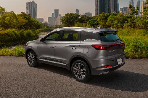 Rear Cross Side View of Chery Tiggo 7 Pro