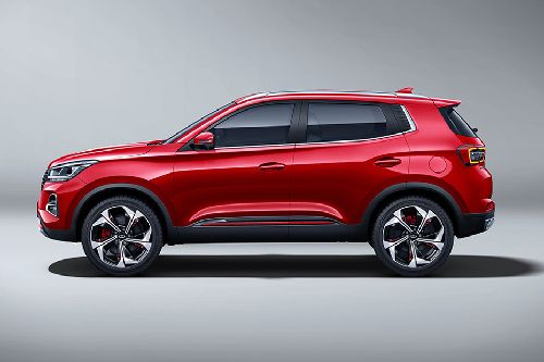 Tiggo 4 Pro Side view