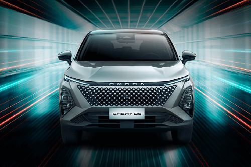 Full Front View of O5